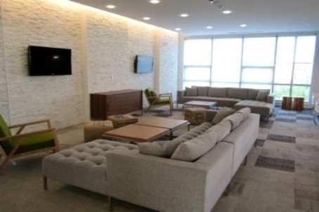 Square One Fully Furnished Suite Миссиссага Экстерьер фото